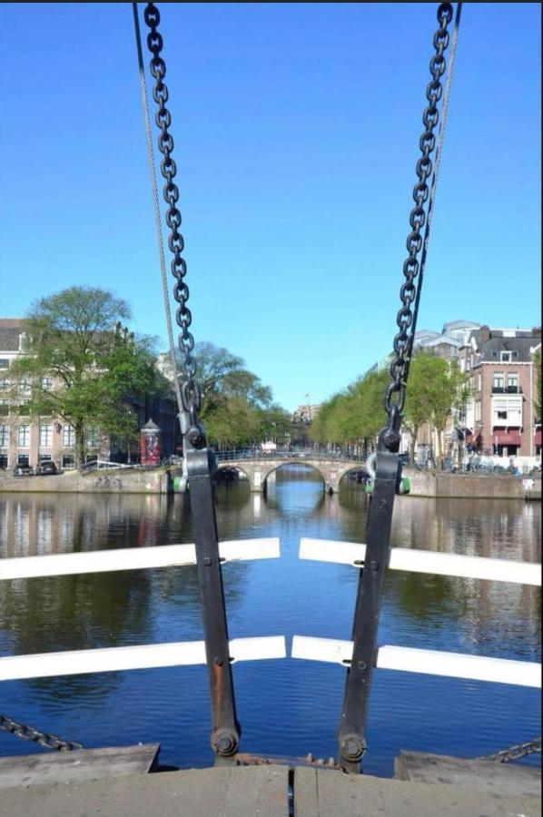 B&B Diemerplein Diemen Экстерьер фото